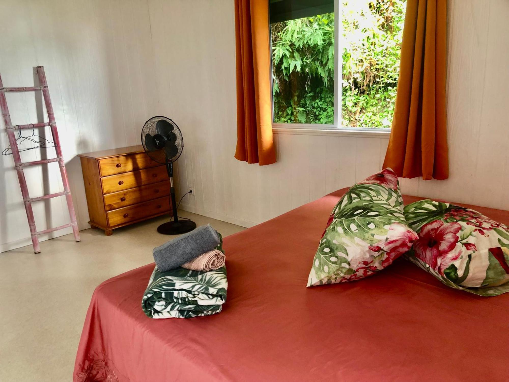 Fare Mirimiri Villa Uturoa Exteriör bild