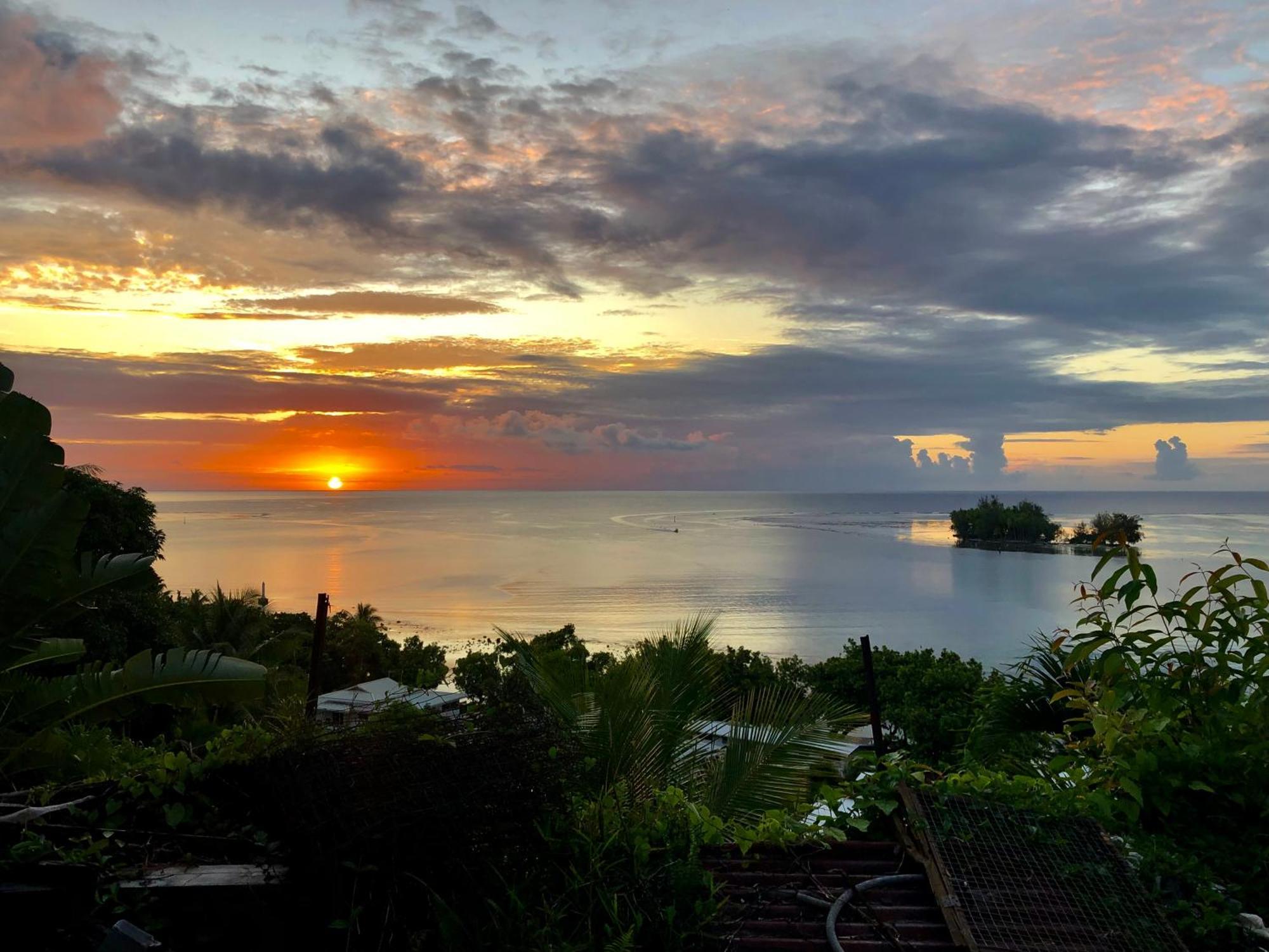 Fare Mirimiri Villa Uturoa Exteriör bild