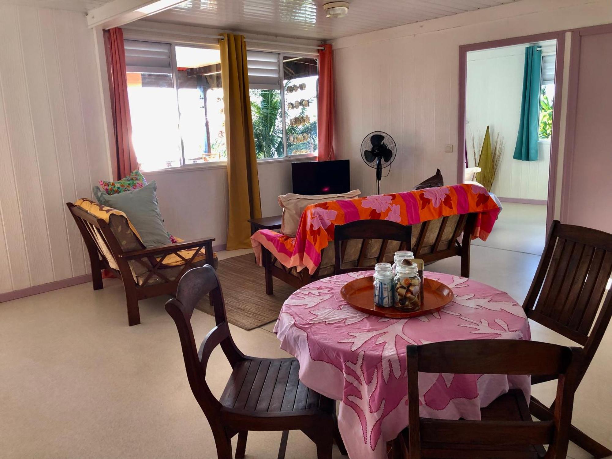 Fare Mirimiri Villa Uturoa Exteriör bild
