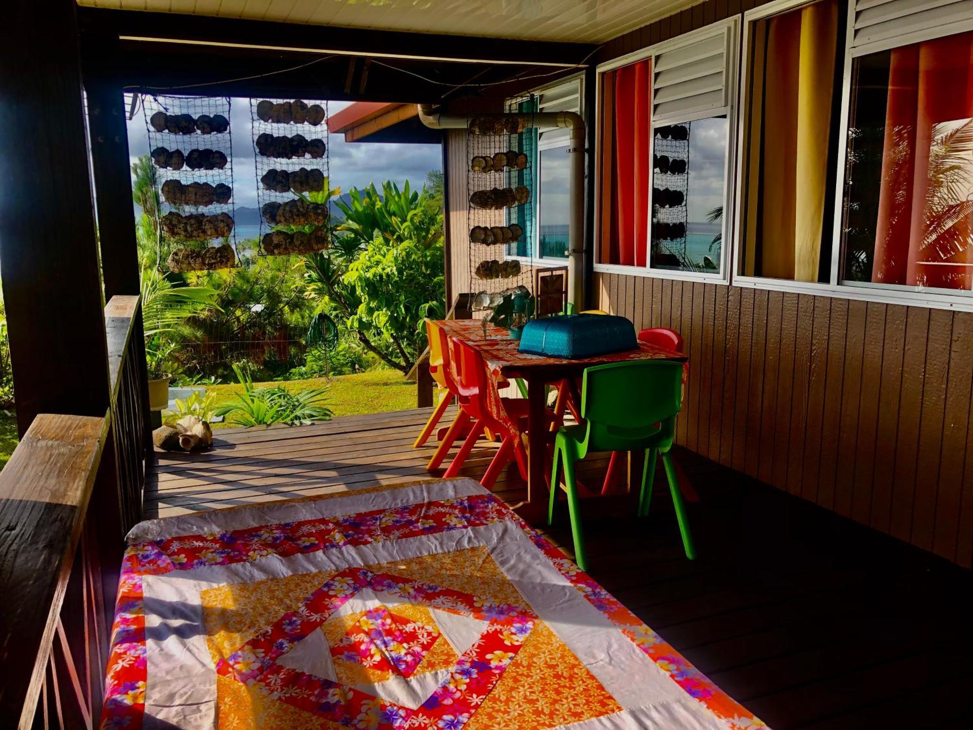 Fare Mirimiri Villa Uturoa Exteriör bild